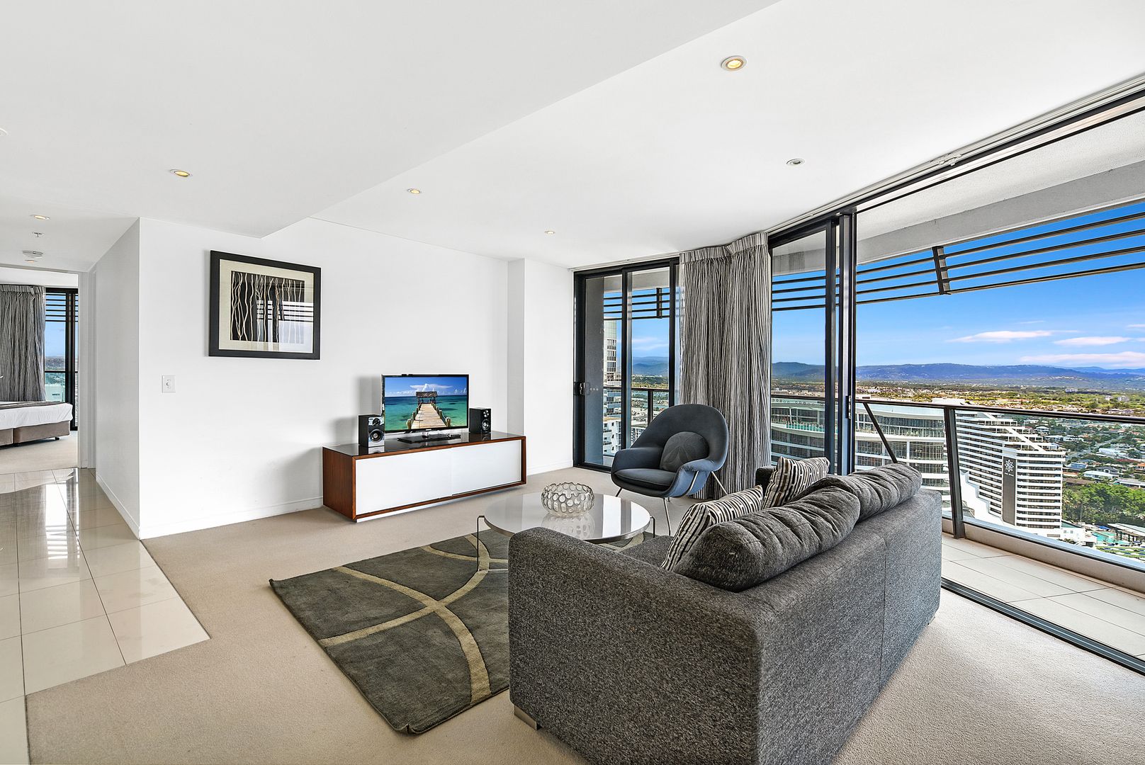 22702 "The Oracle" 21 Elizabeth Avenue, Broadbeach QLD 4218, Image 2