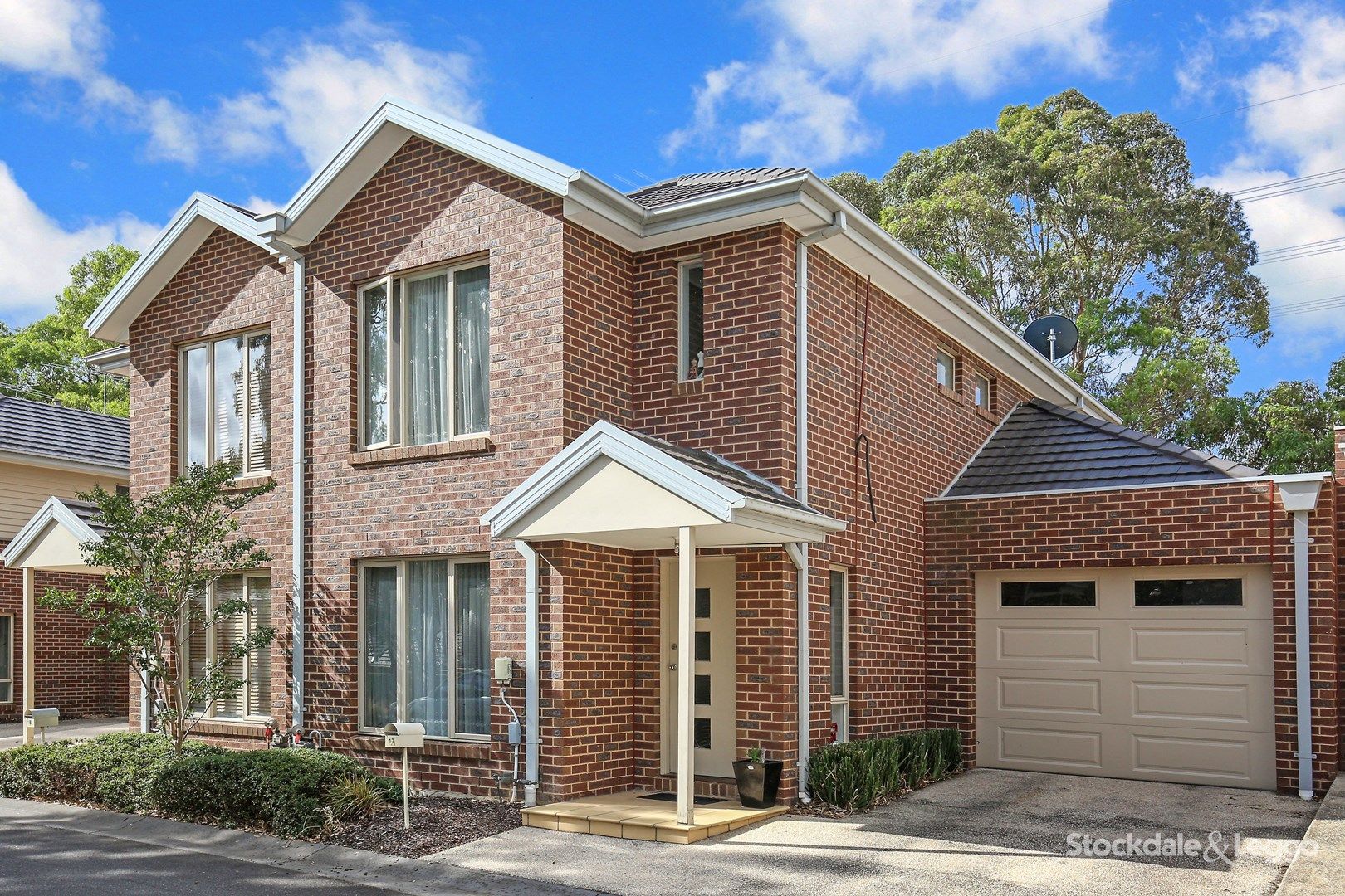 17/5 Delacombe Drive, Mill Park VIC 3082, Image 0