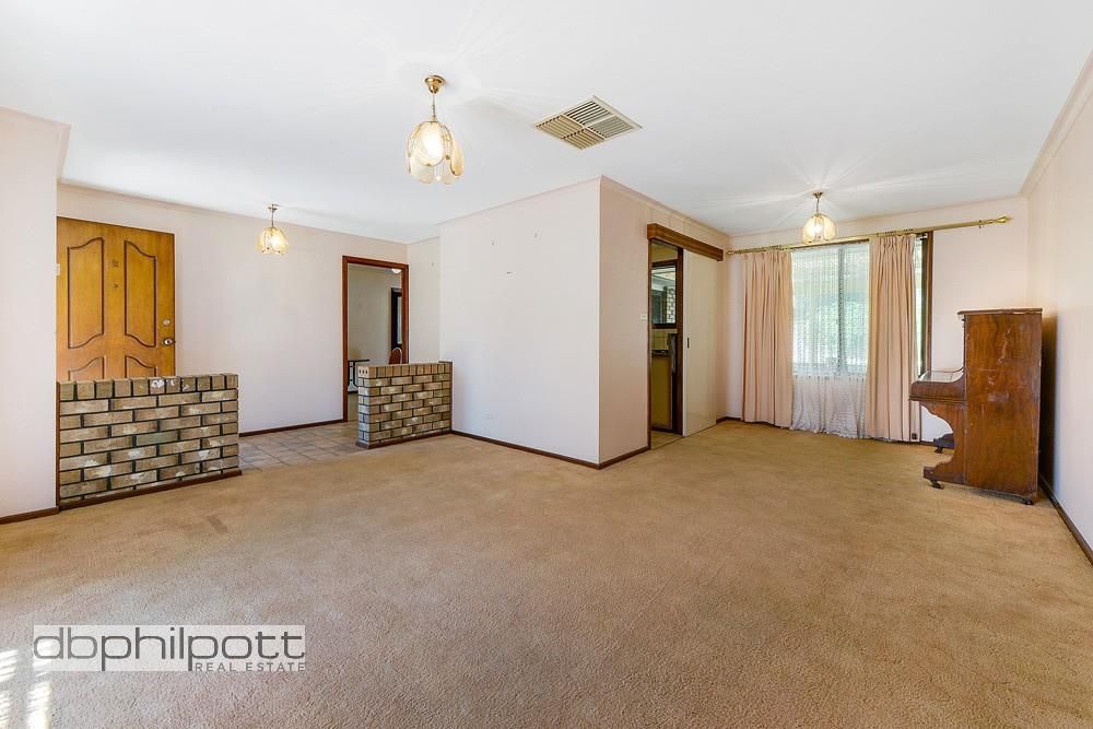 2 Navarino Court, Surrey Downs SA 5126, Image 1