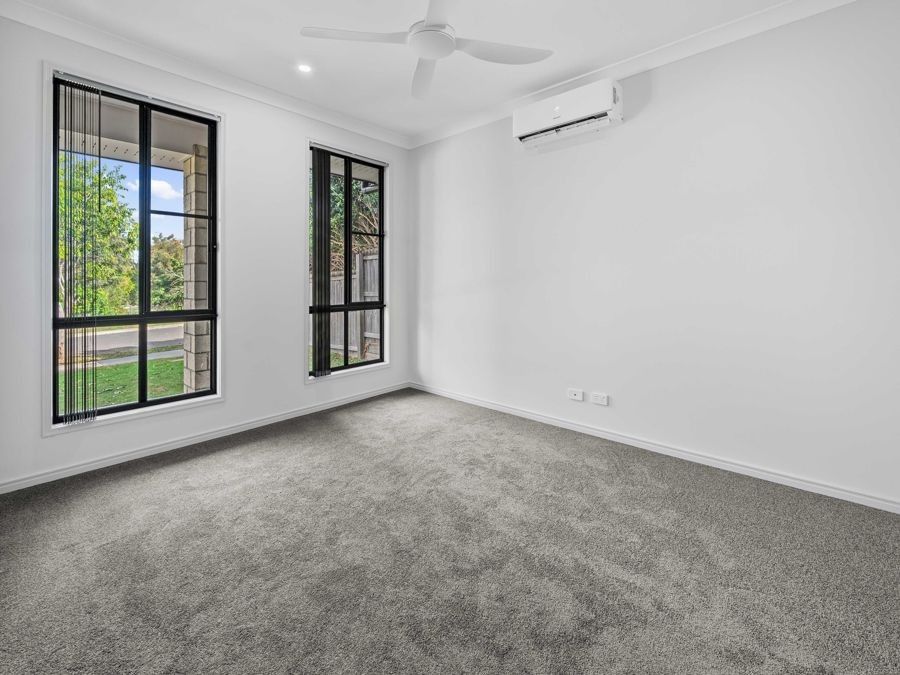 4 Bonnie Court, Flinders View QLD 4305, Image 1