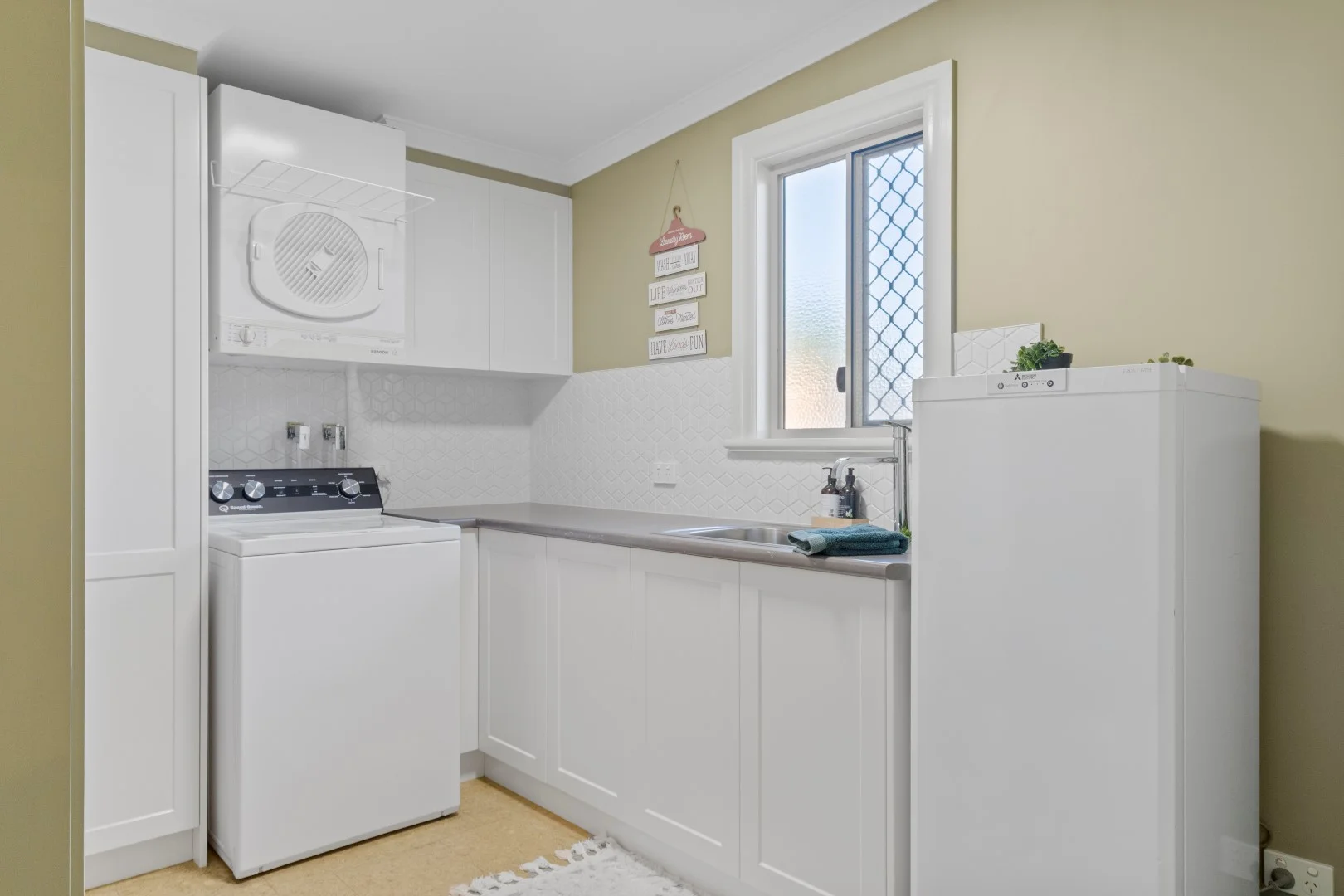 Additional image 16 of 10 Menzies Lane, Eastern Heights QLD 4305