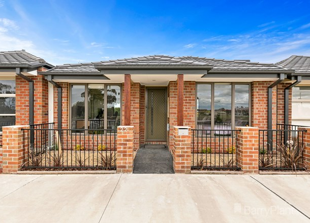 22 Titan Lodge Walk, Pakenham VIC 3810