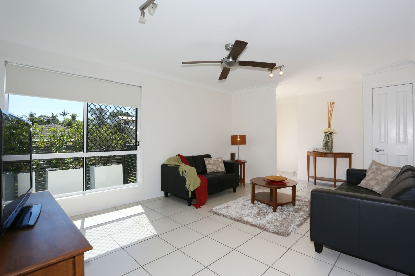 1/4 Phoenix Court, Churchill QLD 4305, Image 1