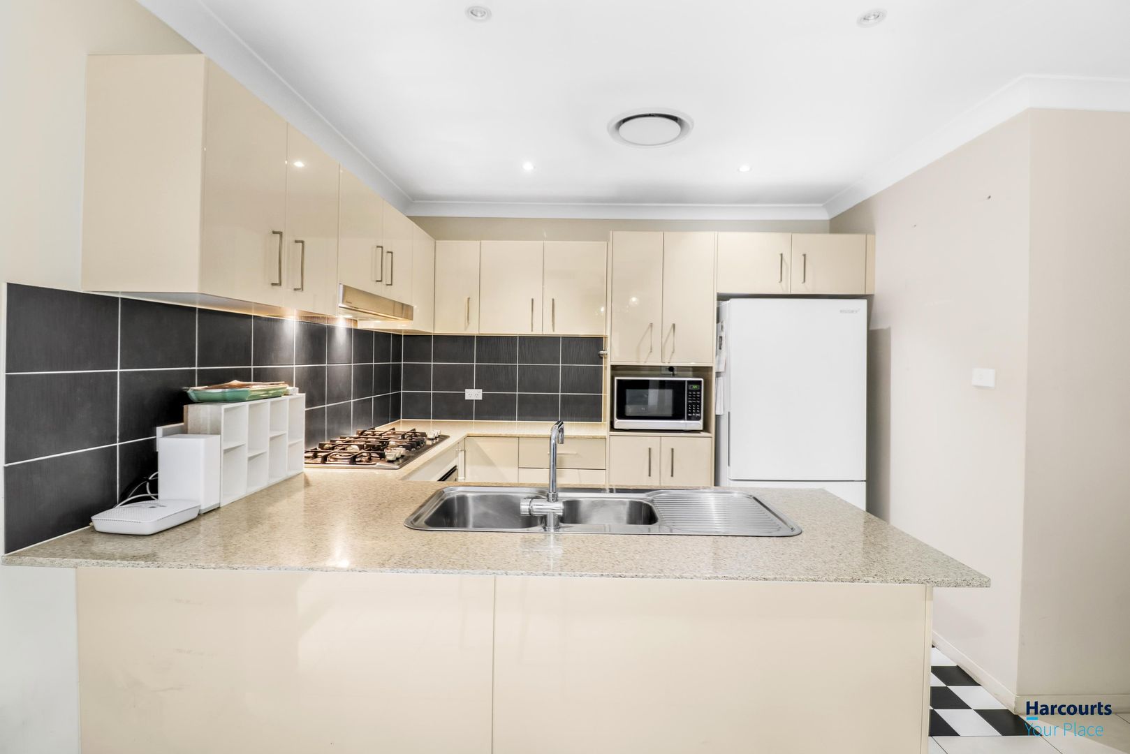 1B Rosedale Court, Ropes Crossing NSW 2760, Image 2