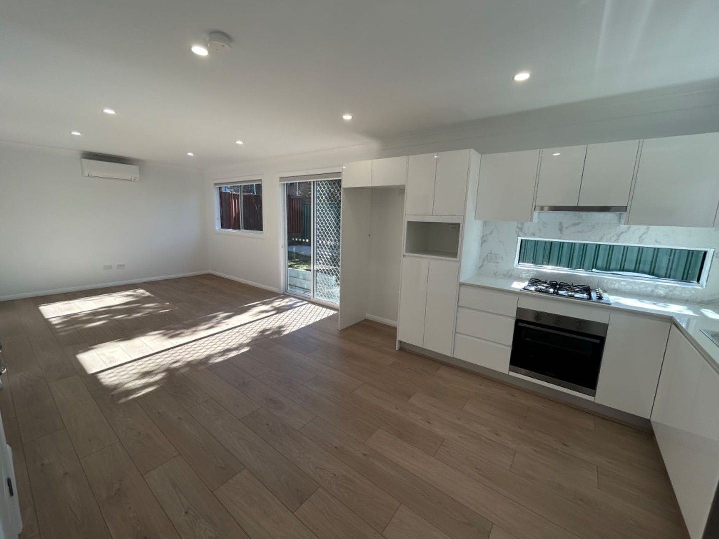 2 bedrooms House in 90a Lovell Road EASTWOOD NSW, 2122