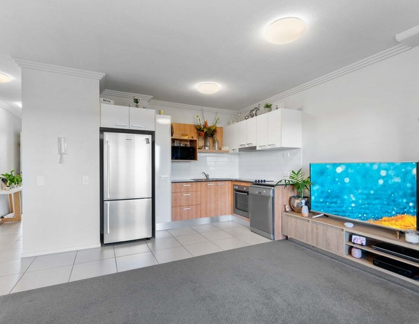 20/99 Birtinya Boulevard, Birtinya QLD 4575