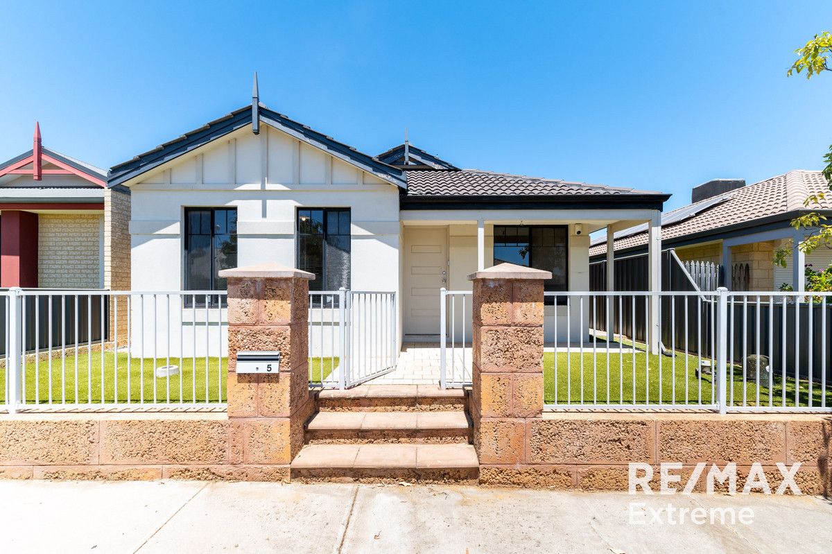 5 Dillwynia Bend, Banksia Grove WA 6031, Image 0