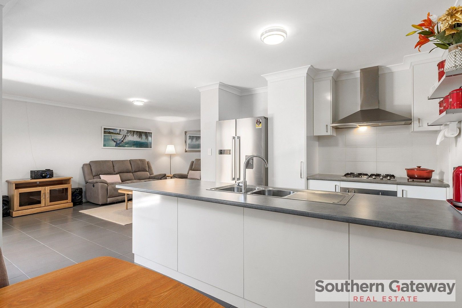 3 bedrooms House in 128 Lambeth Circle WELLARD WA, 6170