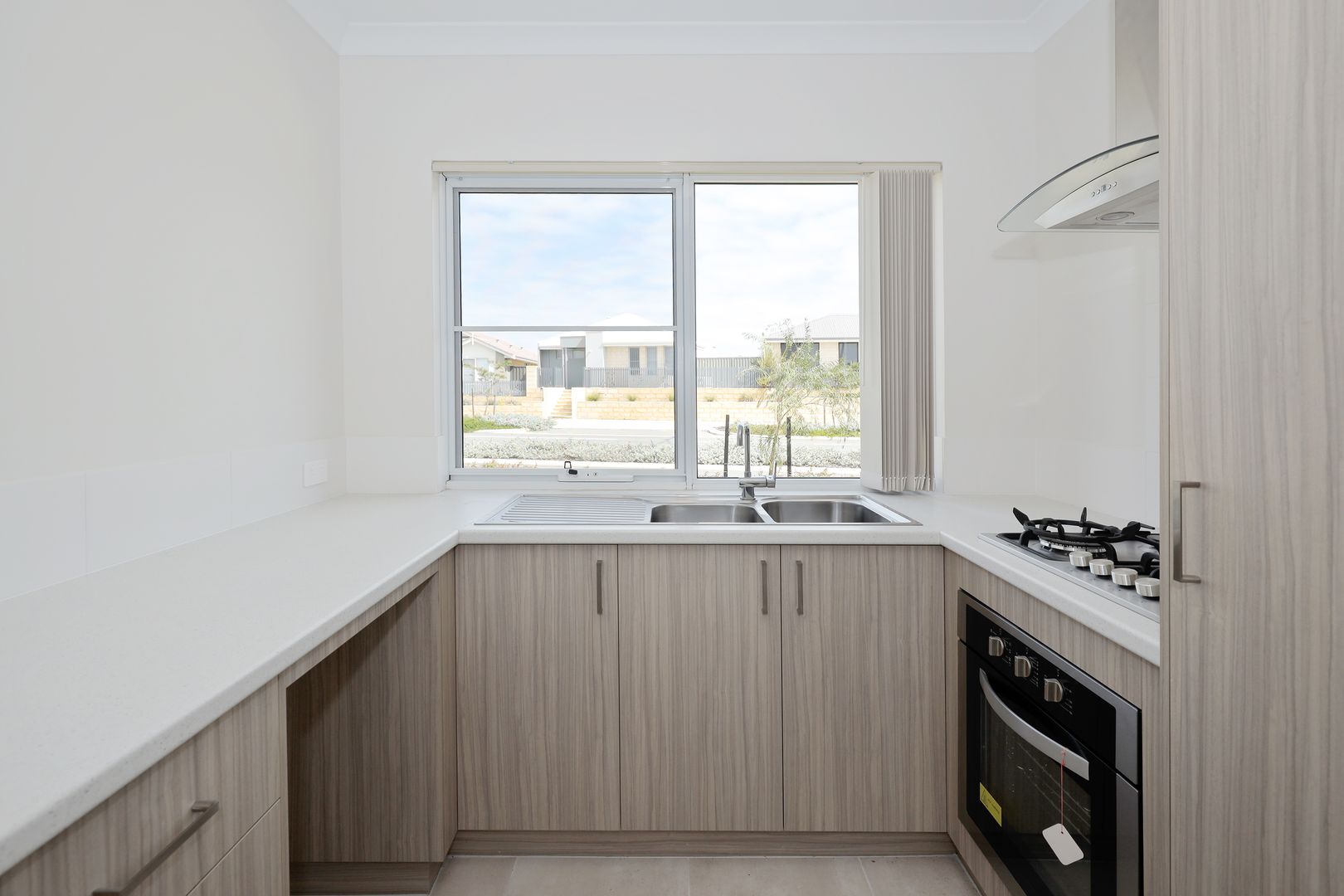 2/114 Piazza Link, Alkimos WA 6038, Image 1