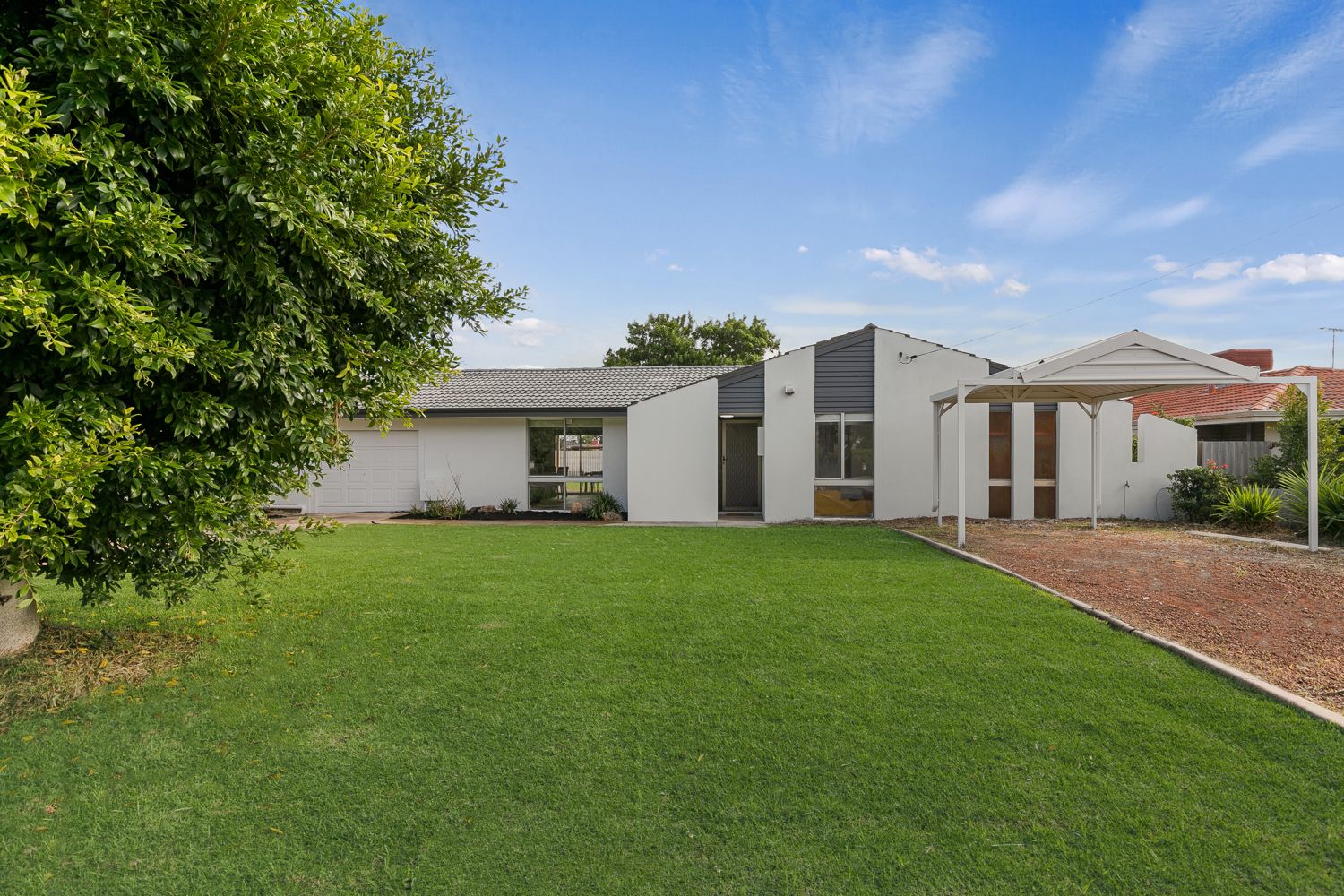 28 Frome Way, Cooloongup WA 6168, Image 2