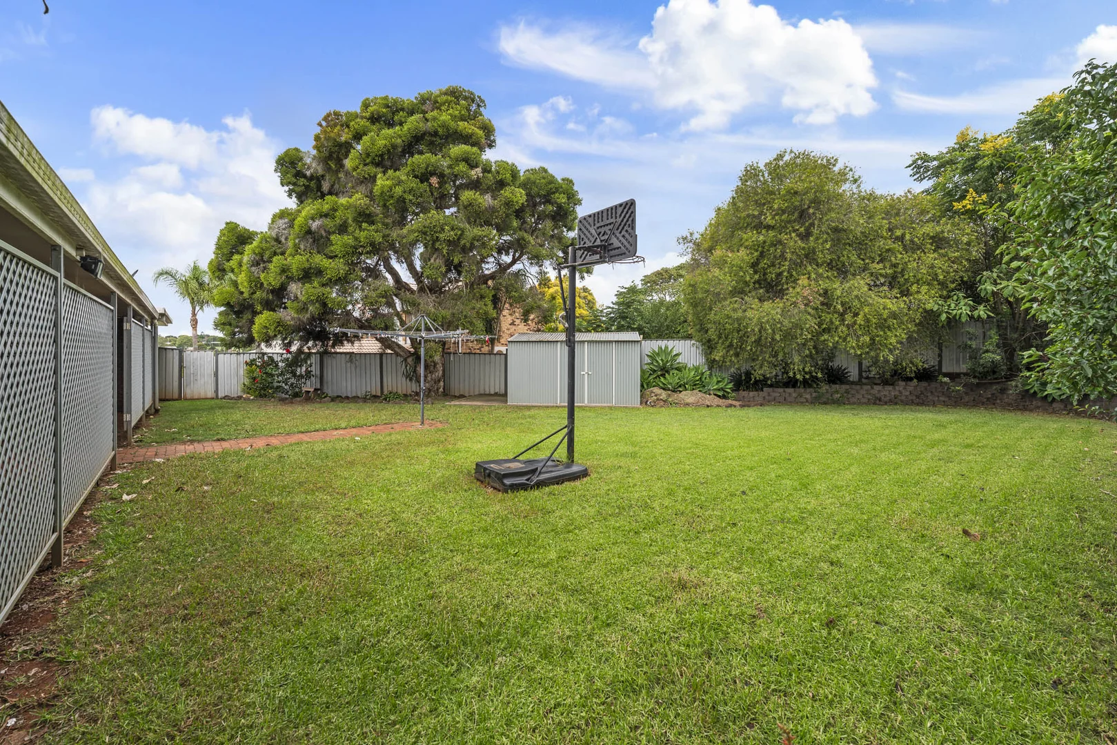Additional image 19 of 27 Horrocks Crescent, Kearneys Spring QLD 4350
