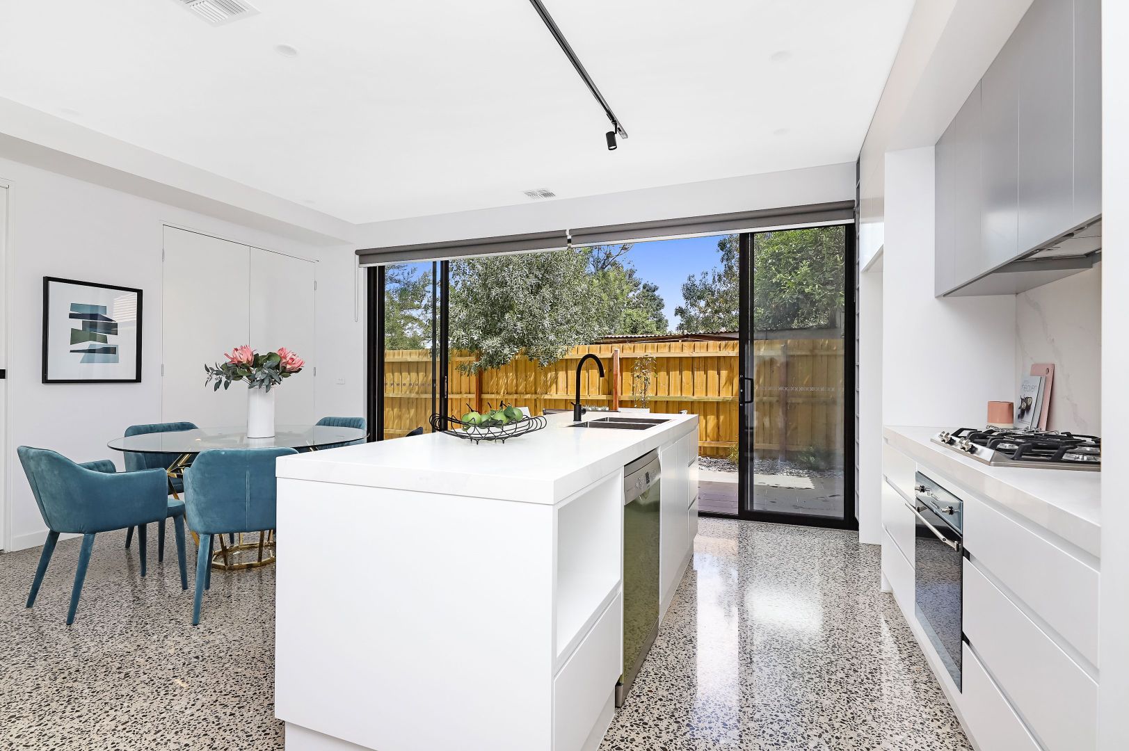 2/2 Vernon Street, Spotswood VIC 3015, Image 2