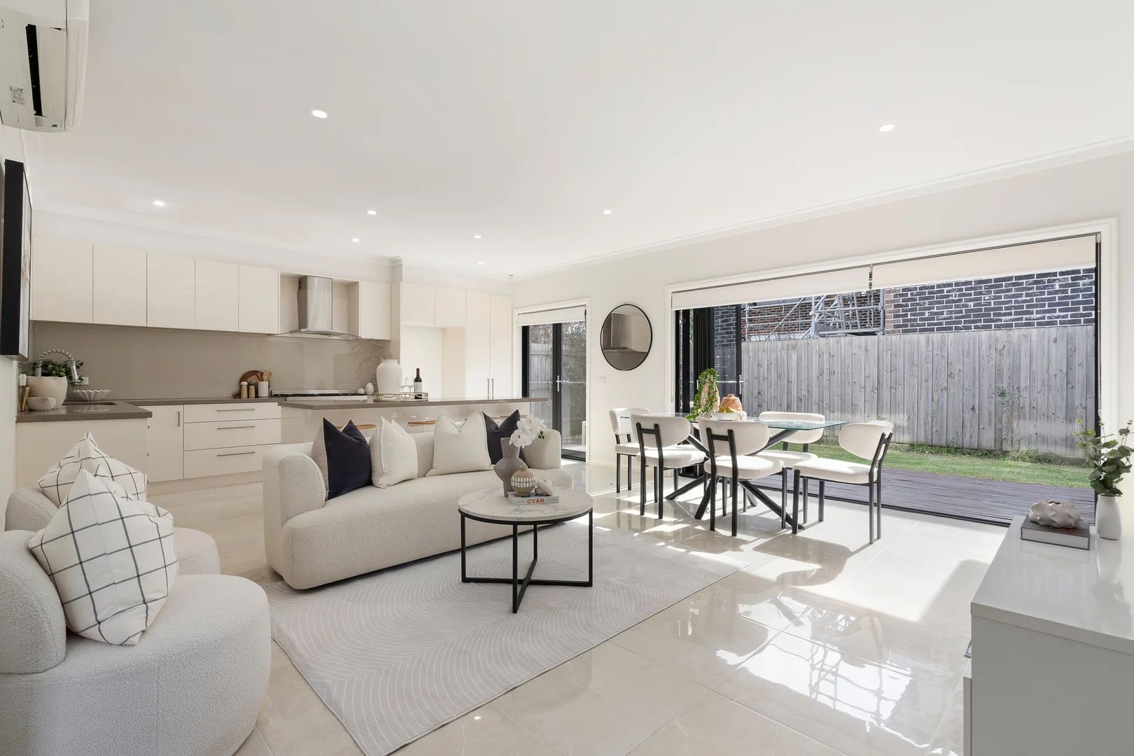 Additional image 2 of 2/25 Mallawa Street, Clayton South VIC 3169