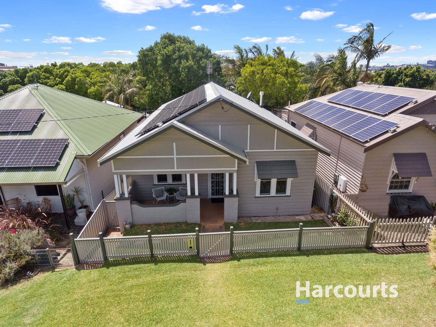 8 Queens Road, Tighes Hill NSW 2297, Image 1