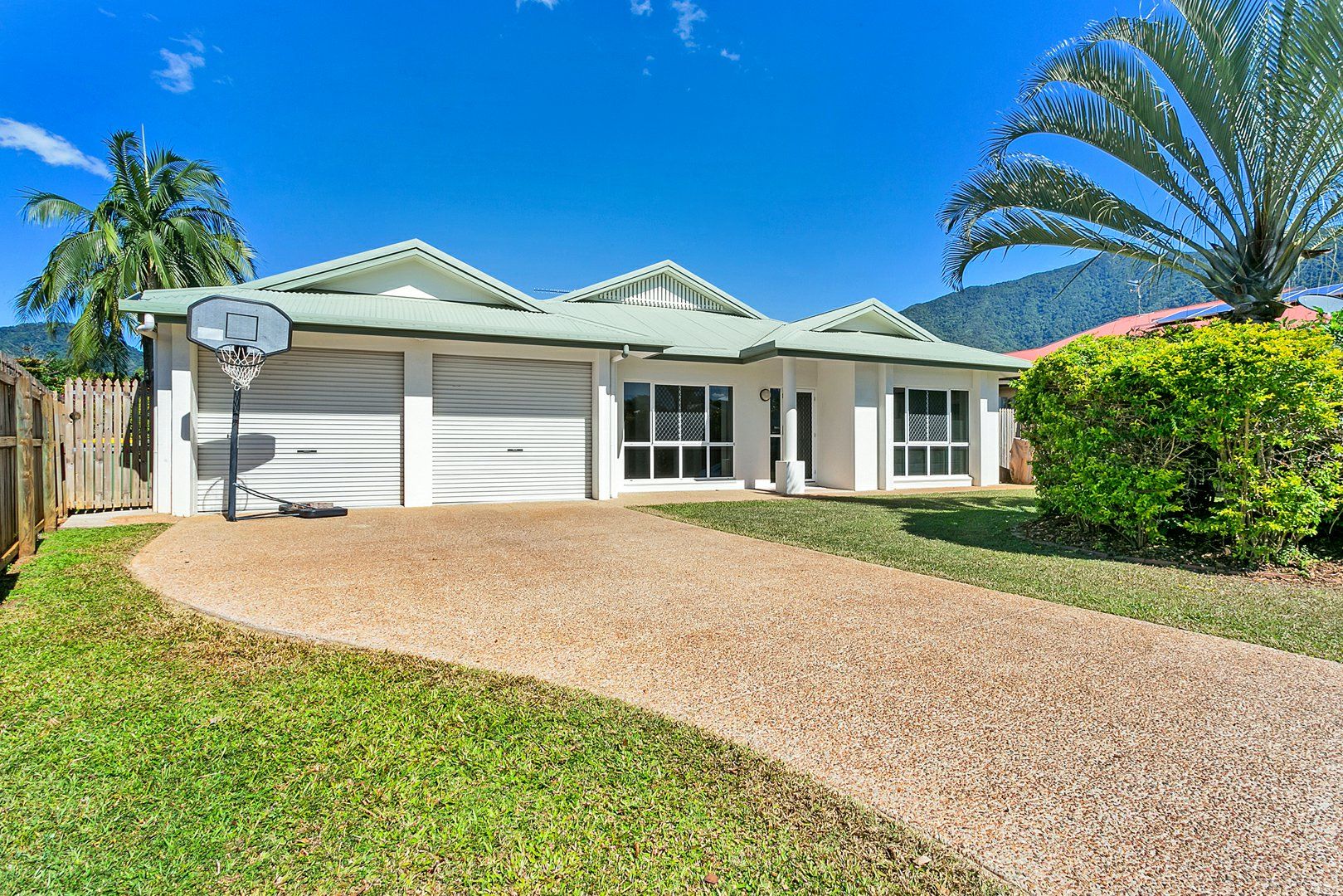 4 Colonial Close, Redlynch QLD 4870, Image 1