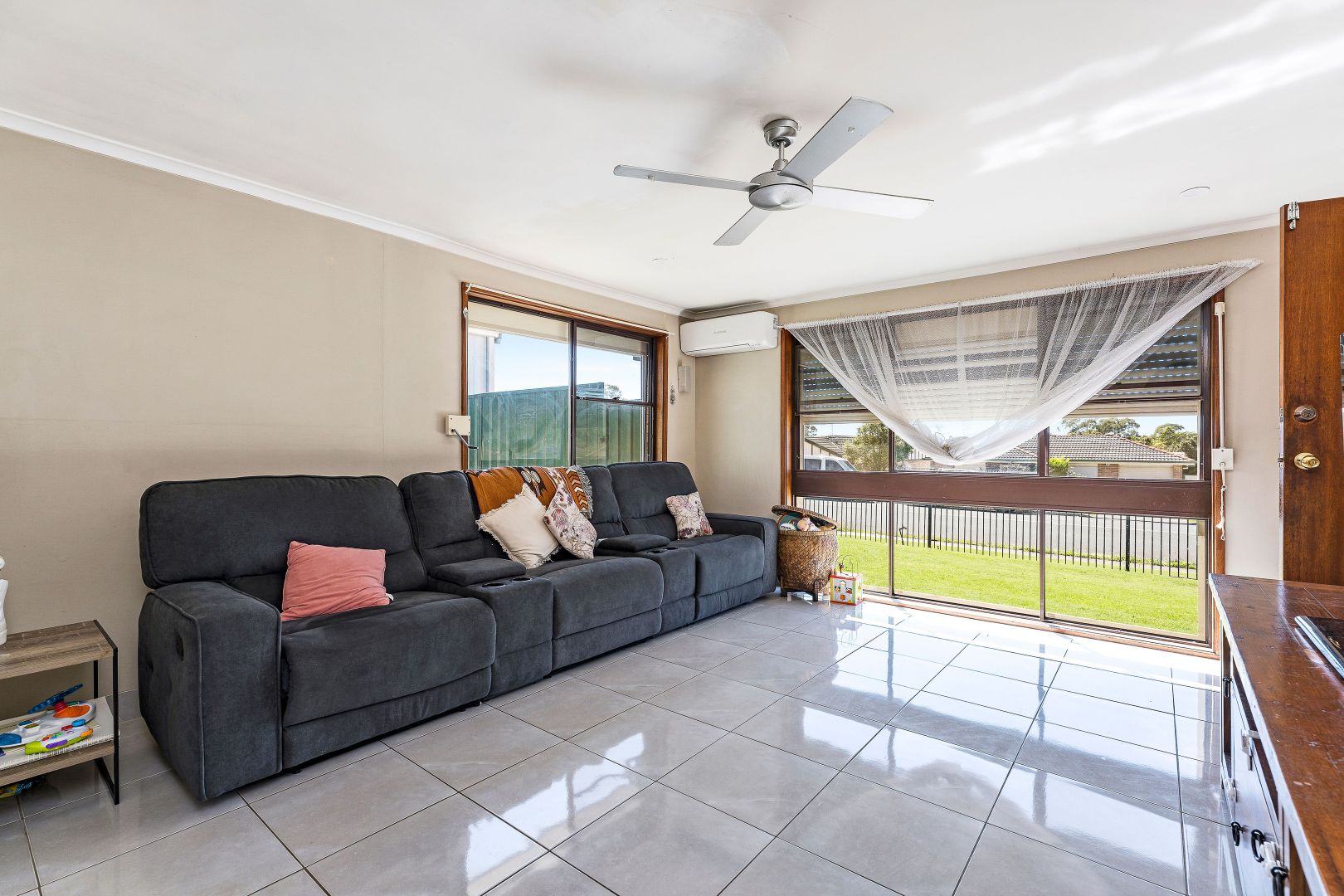 4 Karrabul Road, St Helens Park NSW 2560, Image 1