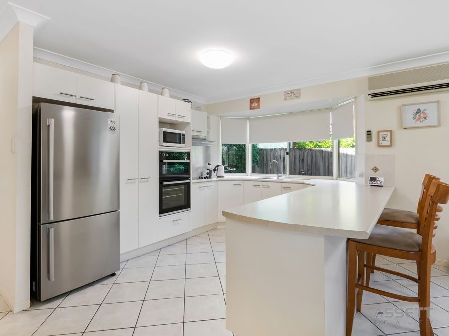 4 Doran Close, Westlake QLD 4074, Image 2