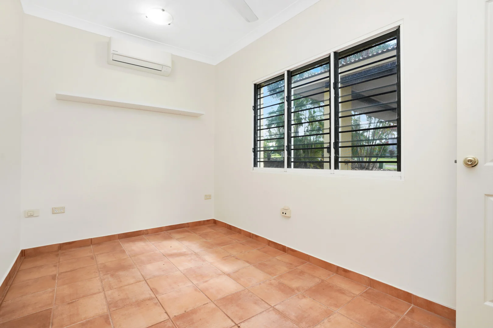 Additional image 15 of 5 Bermingham Crescent, Bayview NT 0820