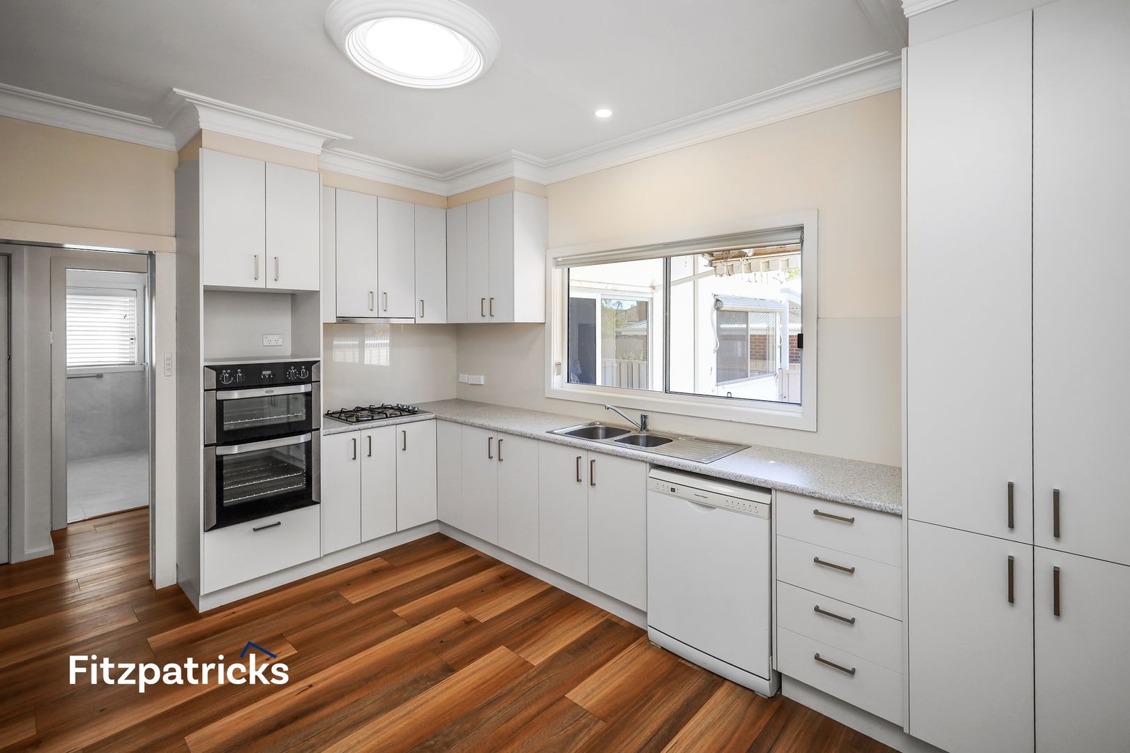 37 Fernleigh Road, Turvey Park NSW 2650, Image 1
