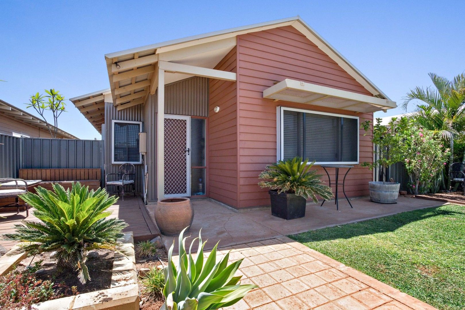 3 bedrooms House in 49 Marniyarra Loop BAYNTON WA, 6714