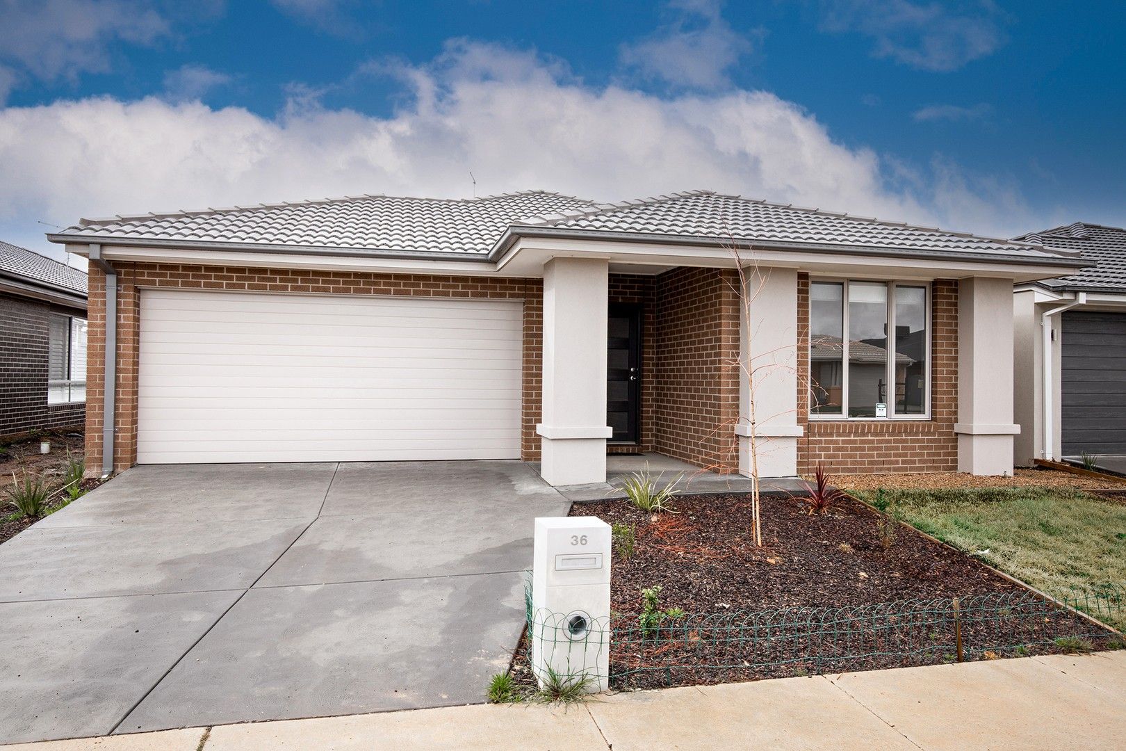4 bedrooms House in 36 Verdale Drive ALFREDTON VIC, 3350