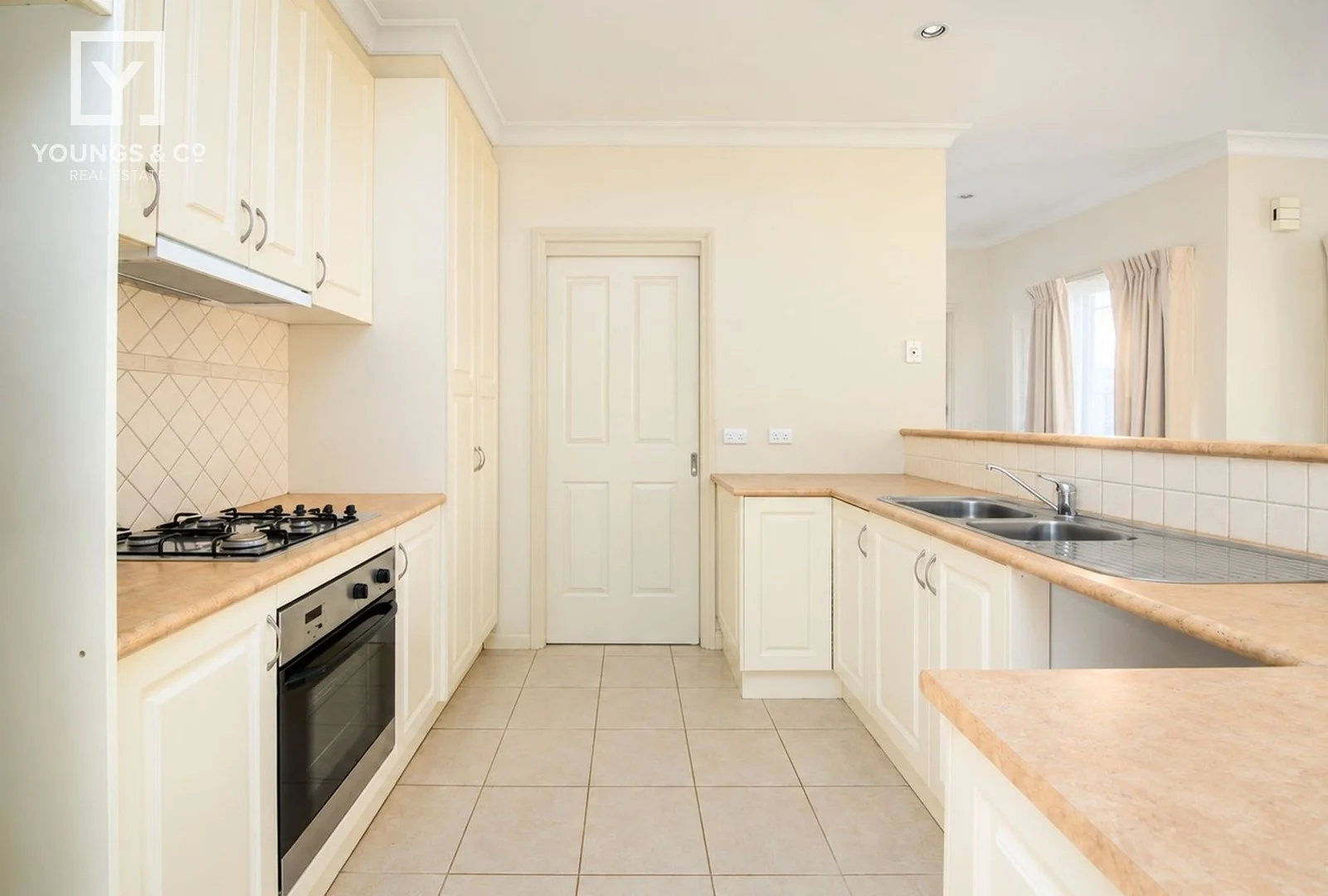 Unit 2/62 Edward Street, Shepparton VIC 3630 - Apartment For Rent | Domain