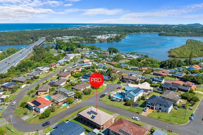 Picture of 10 Echuca Crescent, BANORA POINT NSW 2486