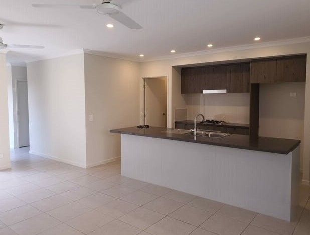 4 bedrooms House in 5 Carissa Street COOMERA QLD, 4209