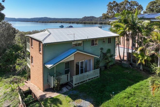 Picture of 26 Schooner Street, RUSSELL ISLAND QLD 4184