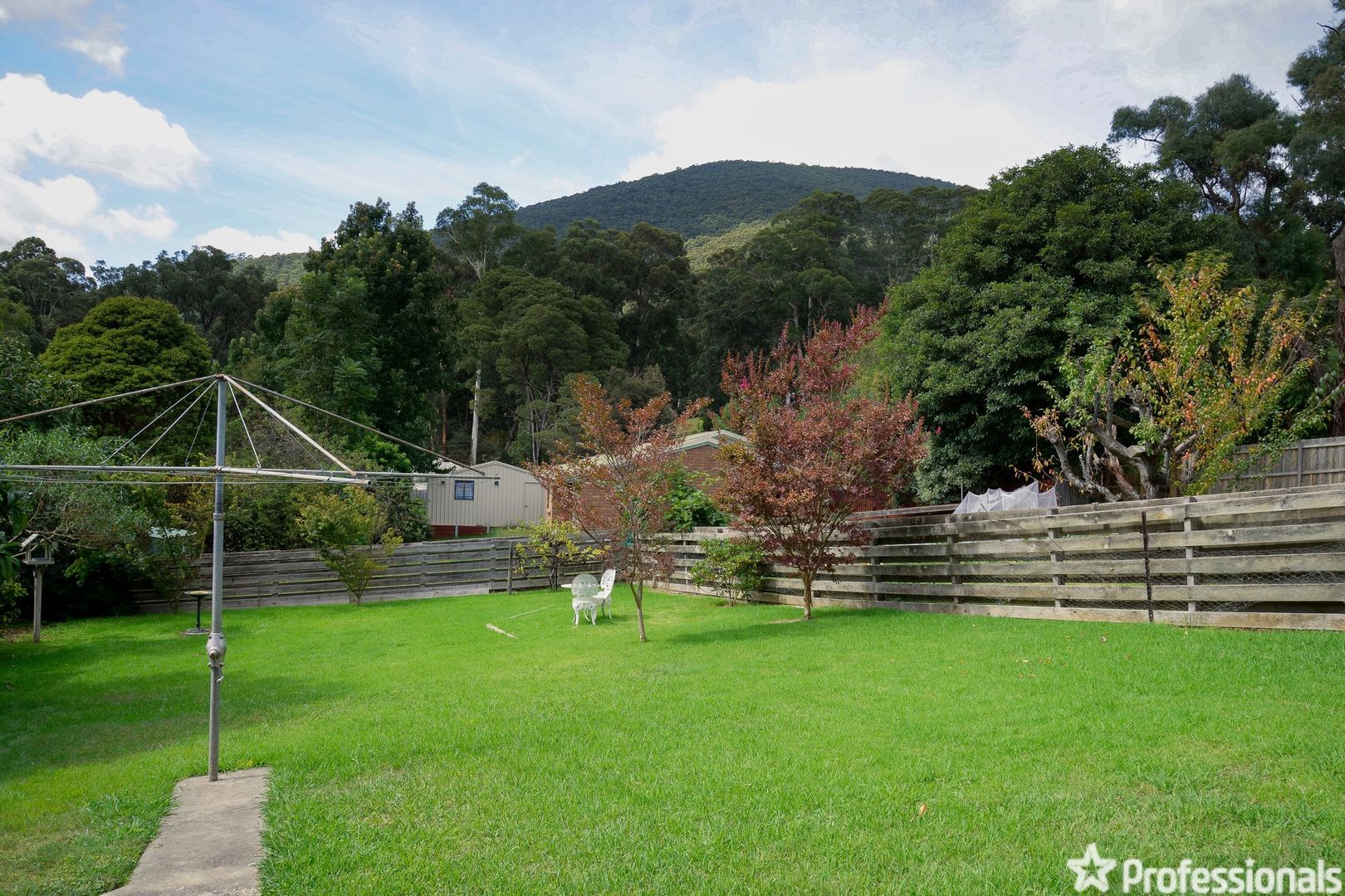 29 Old Warburton Road, Warburton VIC 3799, Image 2