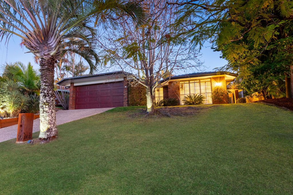 5 Donnelly Court, Sinnamon Park QLD 4073, Image 1