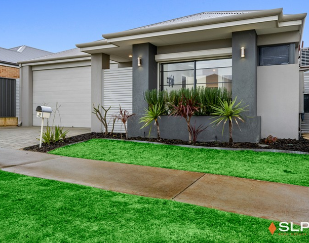 30 Azolla Street, Banksia Grove WA 6031