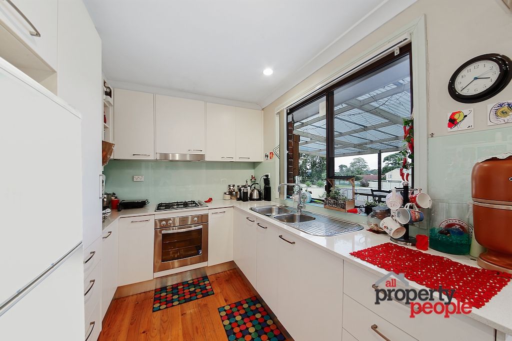 15 Balimo Place, Glenfield NSW 2167, Image 2