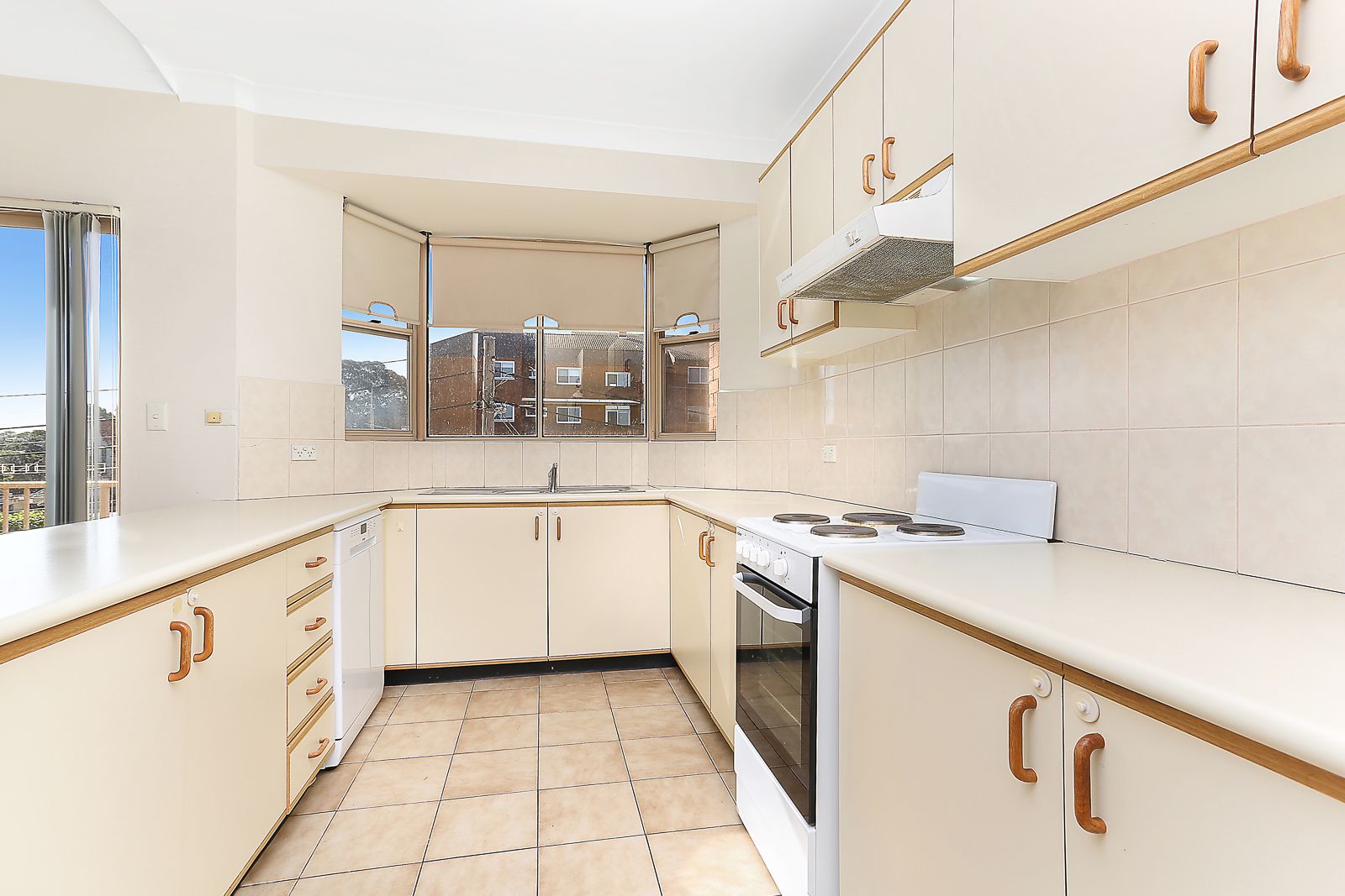8/1 The Avenue, Rose Bay NSW 2029, Image 2