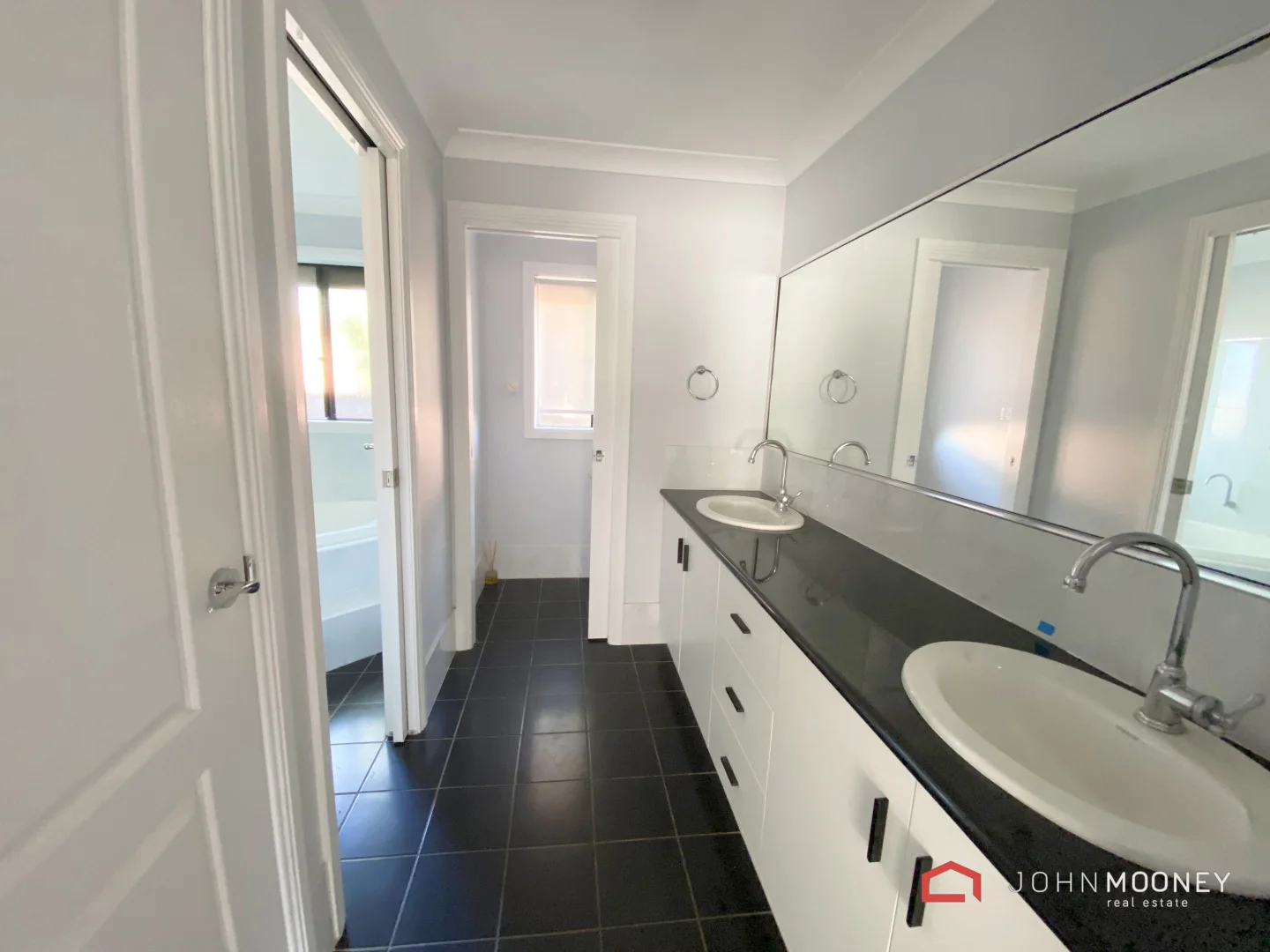 Additional image 12 of 16 Dobell Place, Lloyd NSW 2650