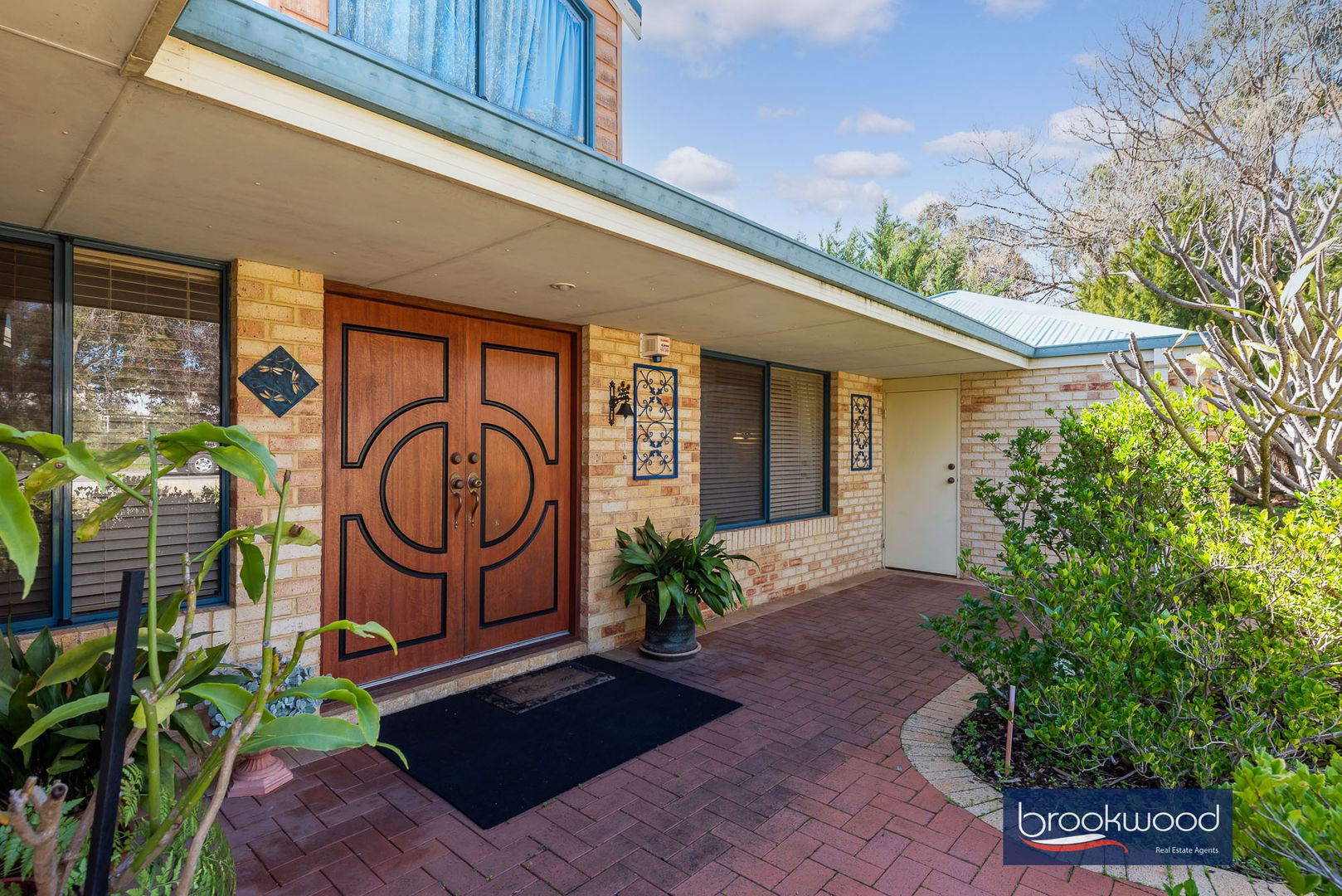 10 Painter Crescent, Mundaring WA 6073, Image 2