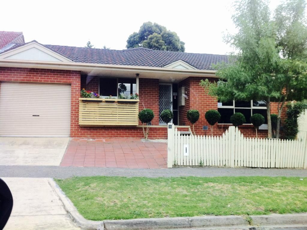 3 bedrooms House in 36 Jellicoe Street IVANHOE VIC, 3079