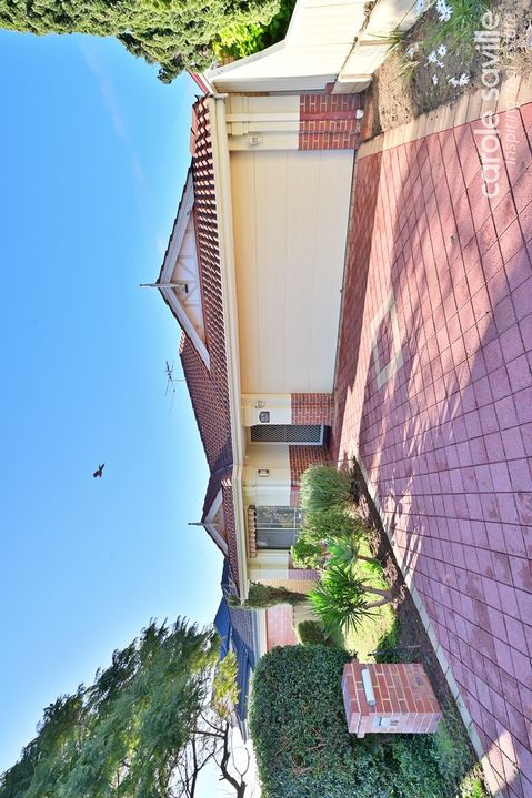 3 bedrooms House in 15 Rosewell Green WANNEROO WA, 6065