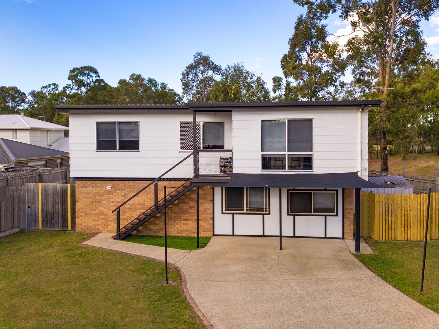 27 Short Street, Loganlea QLD 4131