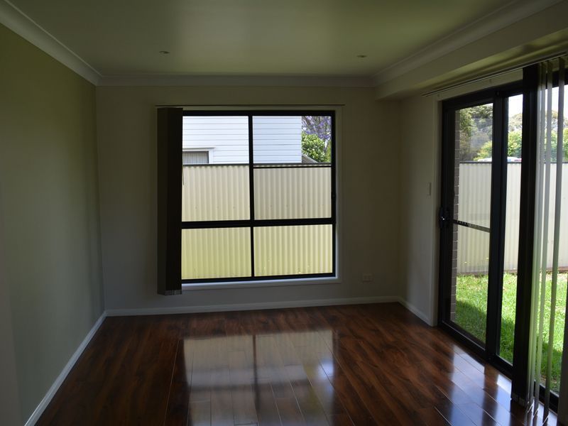 1/41 Gordon Avenue, Newtown QLD 4350, Image 2
