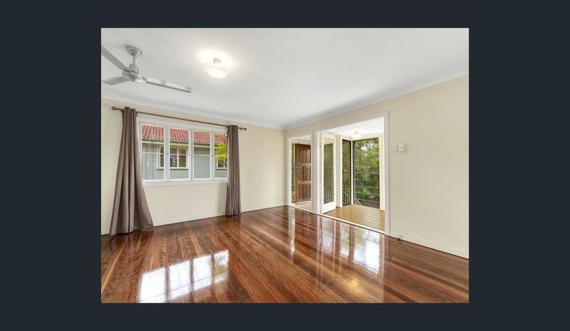3 bedrooms House in 37 Corowa Street WAVELL HEIGHTS QLD, 4012