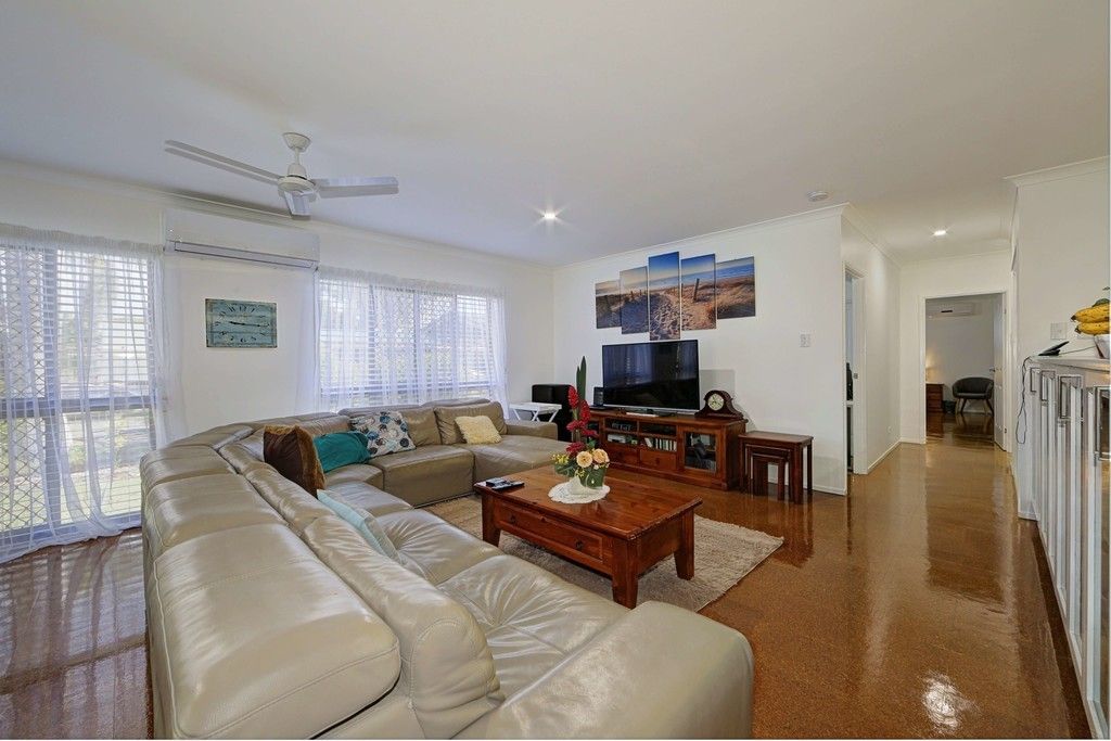 43 Park Estate Drive, Branyan QLD 4670, Image 2