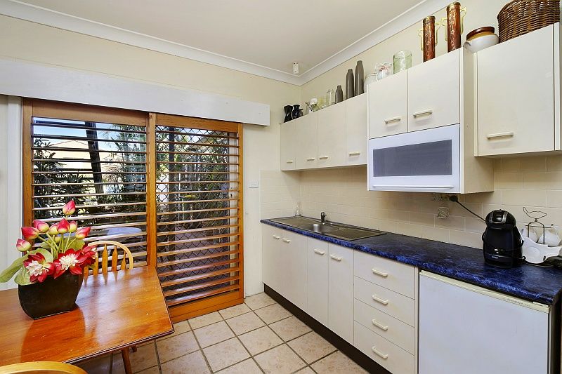 87 Toowoon Bay Road, TOOWOON BAY NSW 2261, Image 2