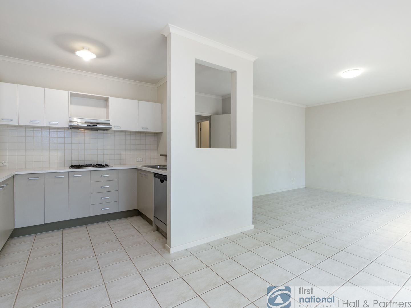 7 Ashcroft Close, Hallam VIC 3803, Image 2