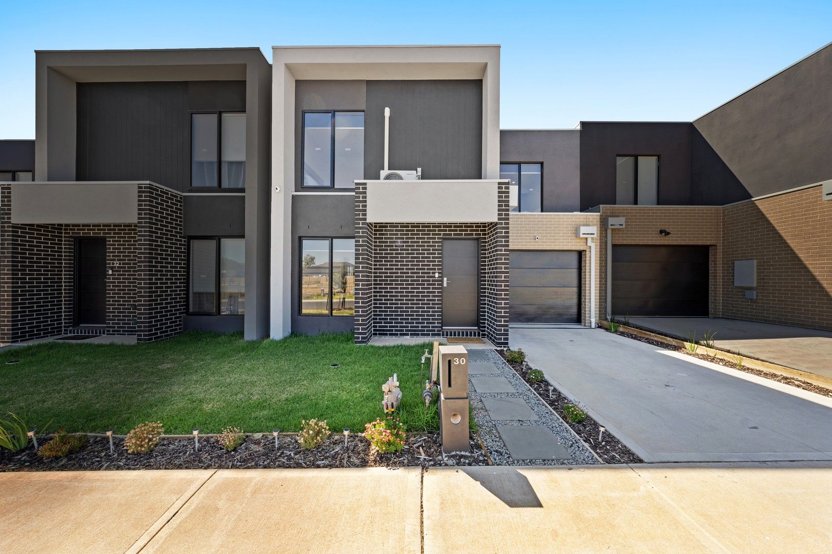 30 Saran Crescent, Deanside VIC 3336, Image 0