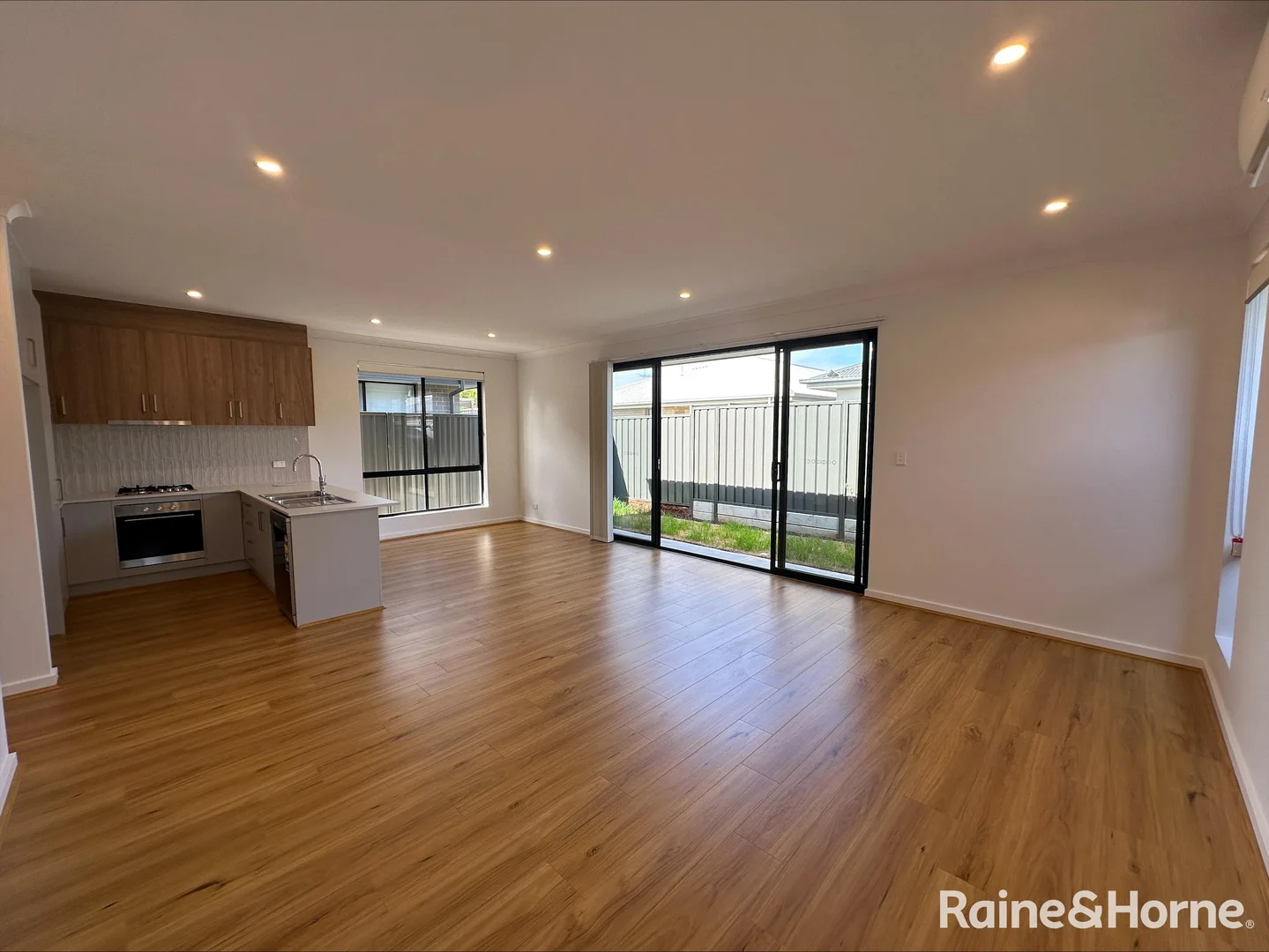 Additional image 14 of 1/32 Hollow Drive, Andrews Farm SA 5114