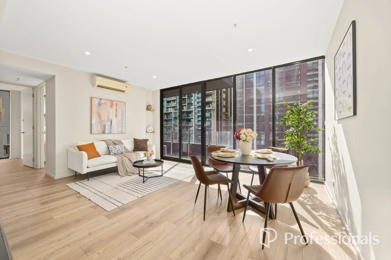1106/28 Wills Street, Melbourne VIC 3000