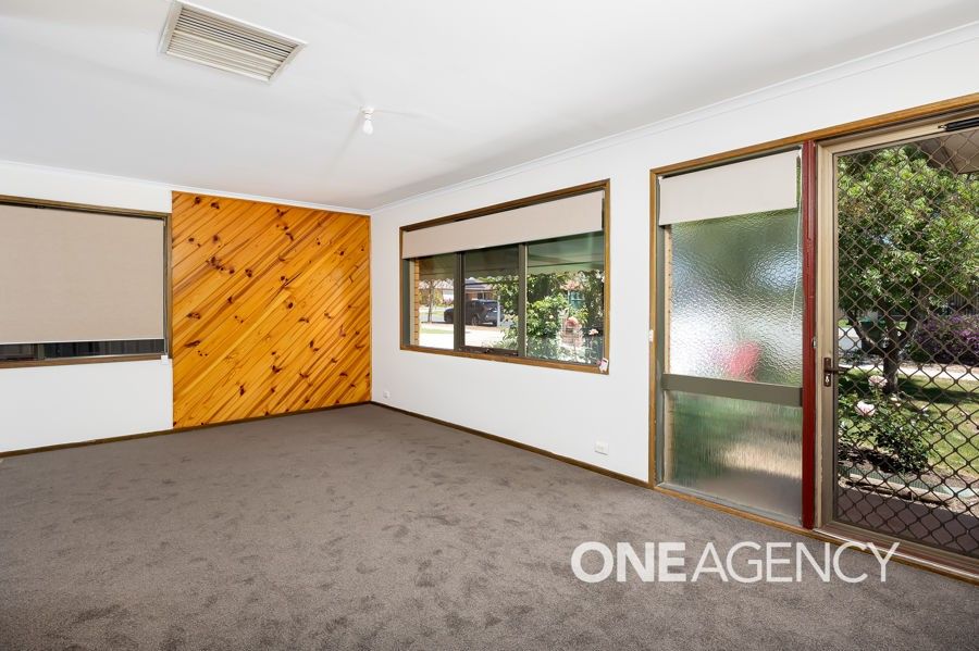 32 DUNN AVENUE, Forest Hill NSW 2651, Image 1