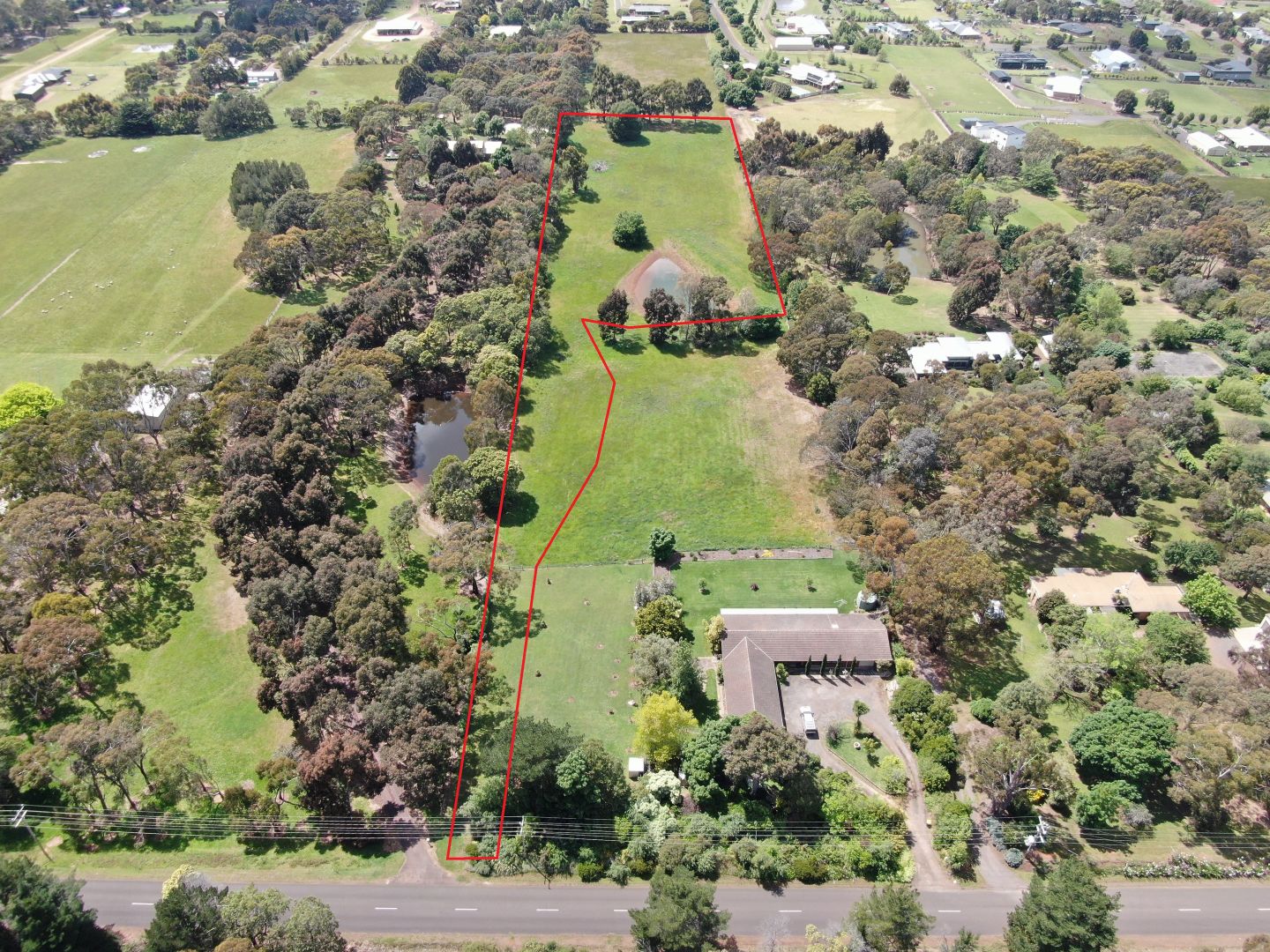 110 HENSLEY PARK ROAD, Hamilton VIC 3300, Image 1