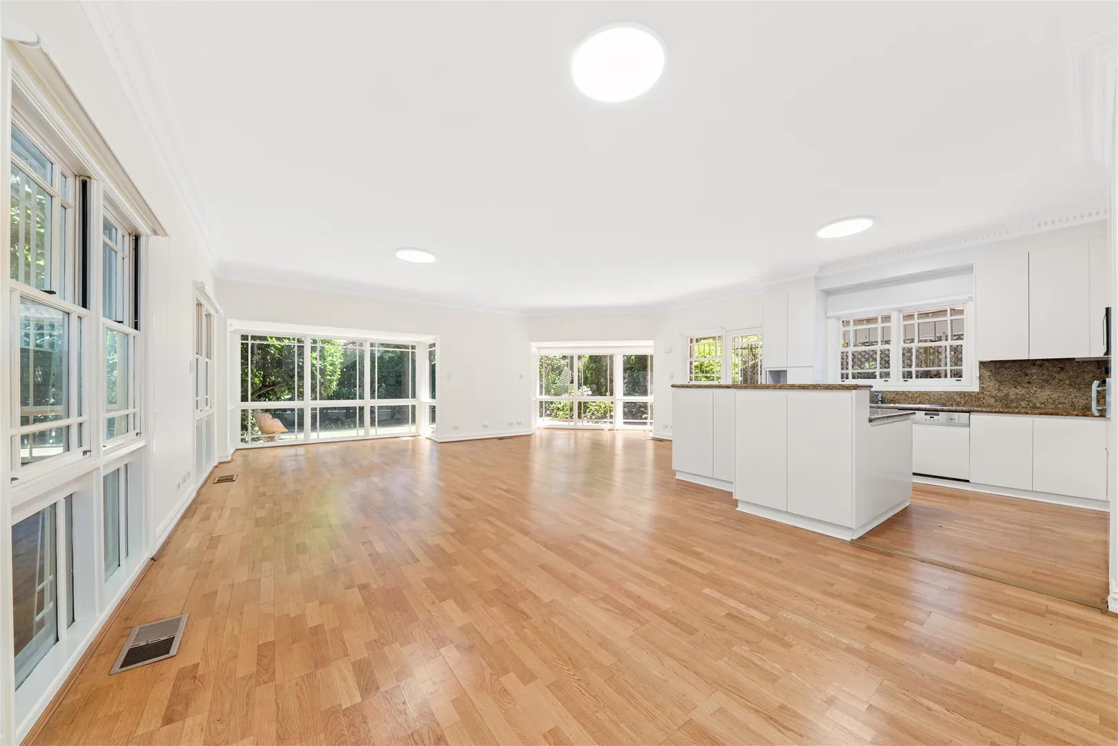 Enormous Family Home Just Moments from Double Bay Village - Widok 2